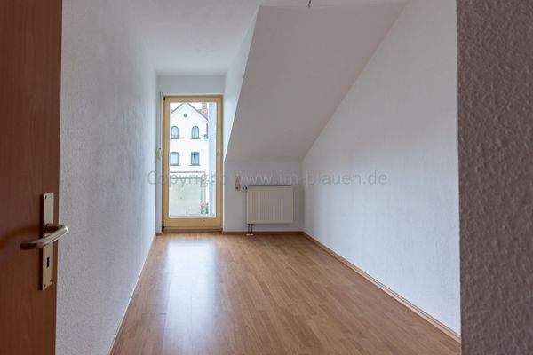 Kinderzimmer mit Balkon