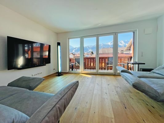Großer Wohnbereich im Obergeschoss