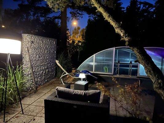 Pool am Abend