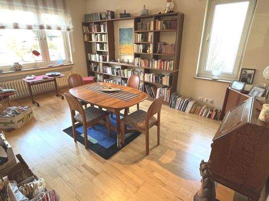 Das Wohnzimmer im Erdgeschoss