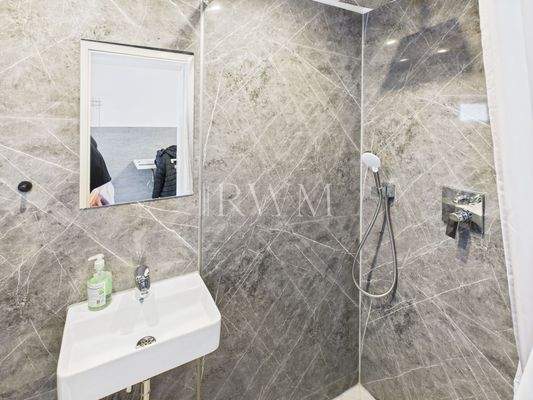 Einliegerwohnung Bad mit Dusche