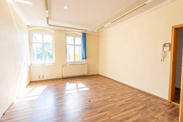 Schlafzimmer (ehemalig Büro)