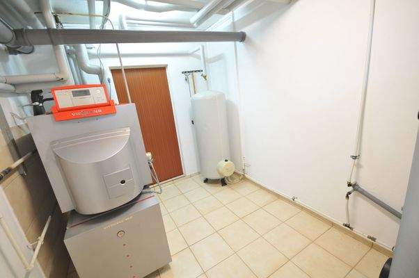 Es stehen aktuelle und attraktive KFW Förderprogramme für die Erneuerung der Heizungsanlage zur Verfügung