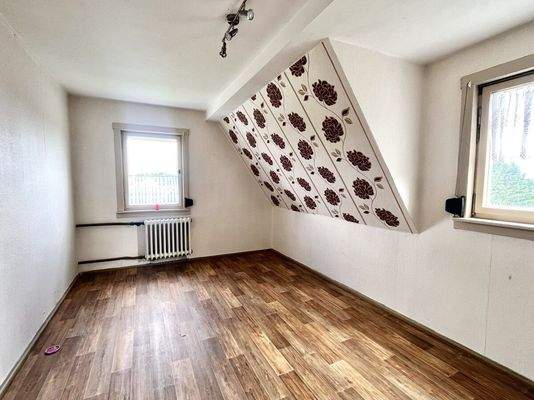 2025-3364-Schlafzimmer im Obergeschoss