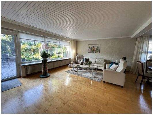 Wohnzimmer Hauptwohnung