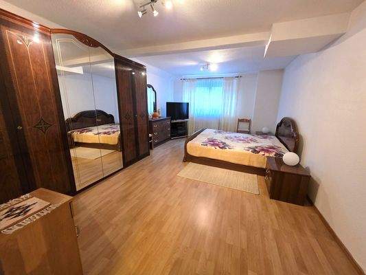 Gäste-Zimmer, Souterrane