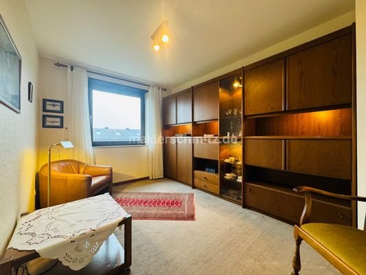 Büro / Kinderzimmer Ansicht 1