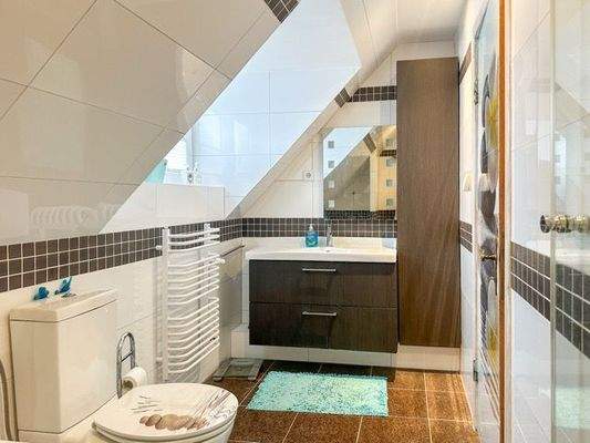 Dusch- und Wannenbad