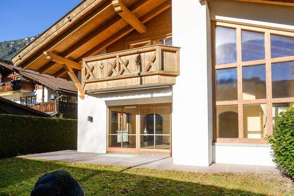 Terrasse und Galeriefenster