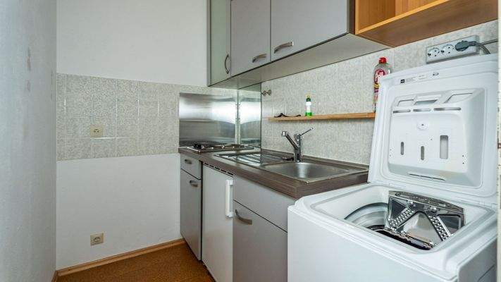 Pantryküche mit Toplader