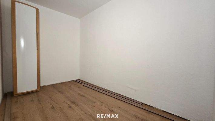 Schrankraum im Raum 2