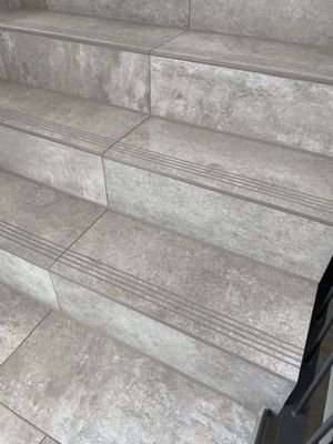 rutschhemmendes Fliesenmaterial