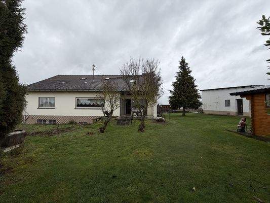 Garten und Rückansicht 2