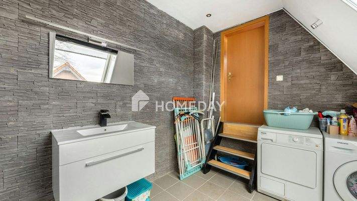 Haus 1 1. OG Badezimmer 2