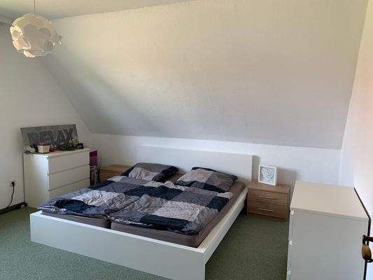 Schlafzimmer 2