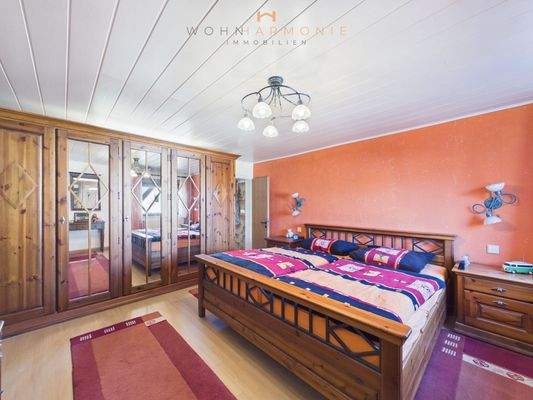 Schlafzimmer (5)OG