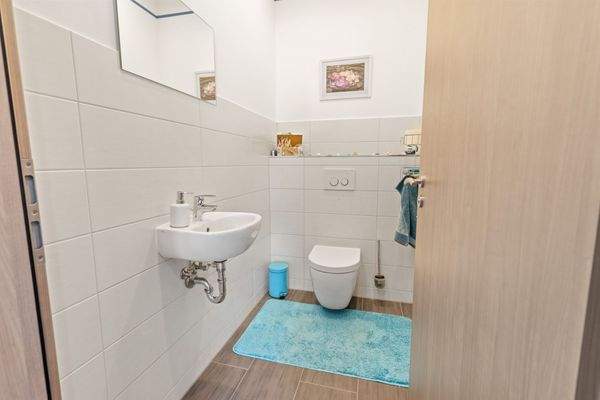 Gäste-WC im Erdgeschoss