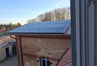 PV-Anlage auf dem Anbau