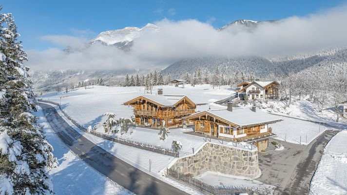 KITZIMMO-zwei Luxuschalets mit Panoramablick in Top-Ruhelage kaufen - Immobilien Steinberg Tirol.