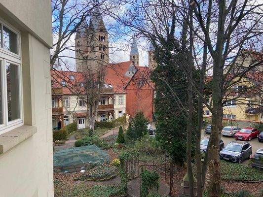 Blick auf die Liebfrauenkirche aus dem 2. OG
