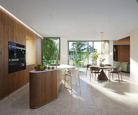 Elegant Southwest Facing Villa in Prestigious Las Colinas Golf