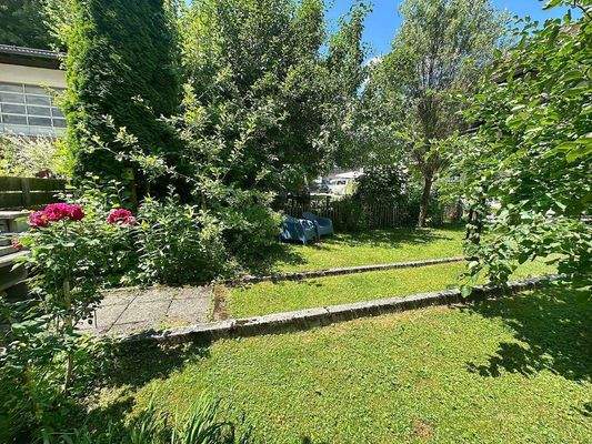 Wohnung_1_Garten_3.jpg