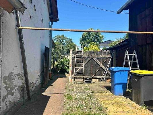 9. Haus+Grundstück.jpg