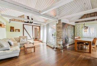 Wohnzimmer mit Essbereich