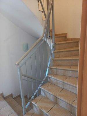 Stiegenaufgang vom Erdgeschoss ins Obergeschoss