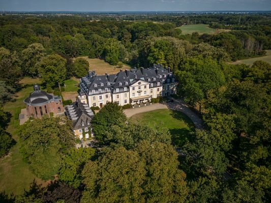 Schloss Pesch Drohnenansicht