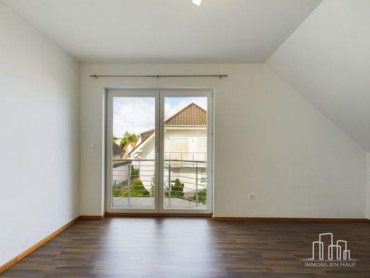 CAM02839G0-PR0162-STILL020