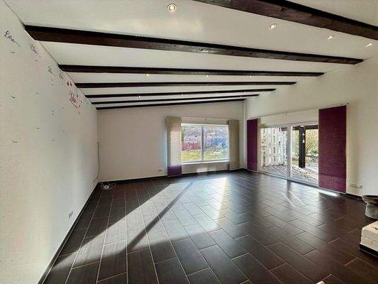 Wohnbereich mit Kamin