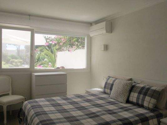 Renoviertes Strandapartment zur Miete in Cala Vinyes, Mallorca