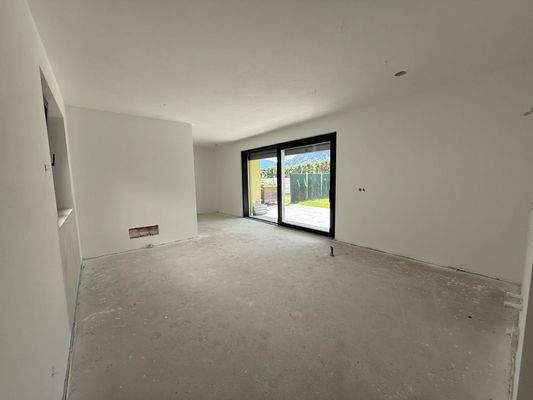 Neustift-Neubau-Wohnung-Luxus-Konventioniert-Berge-Wandern-Landschaft-Natur-Weinreben-Äpfel-Kloster Neustift