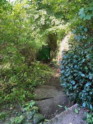 Treppe zum Seegrundstück