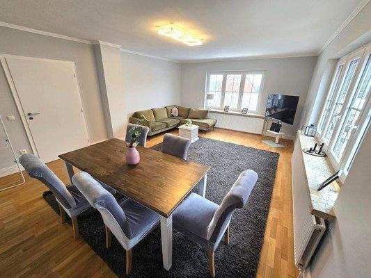 EG Wohnzimmer bzw. Gemeinschaftsraum B2.jpg