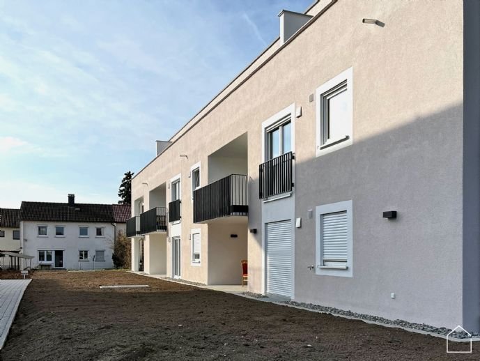 Neubau - Großzügige 4 Zi.-Whg. in zentraler Lage