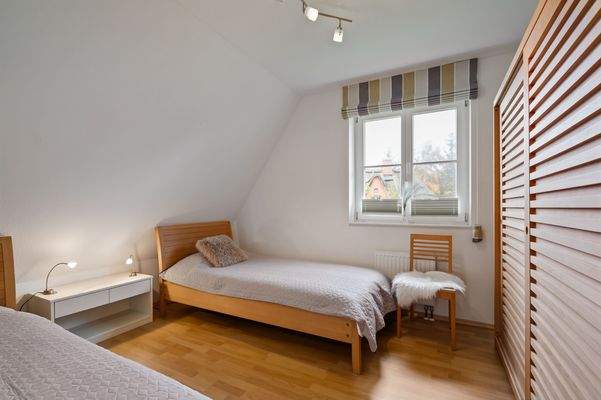 Schlafzimmer II OG