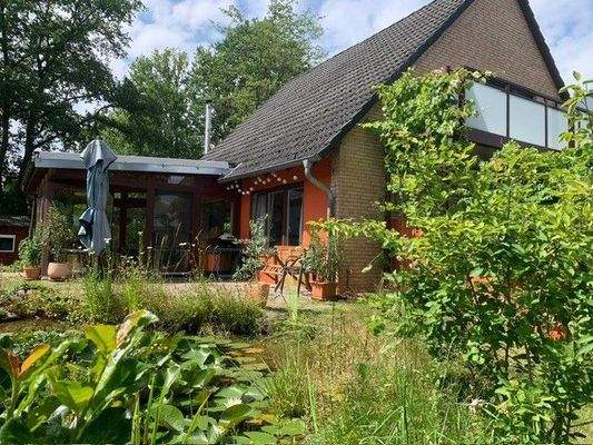 Außenansicht Teich.jpg