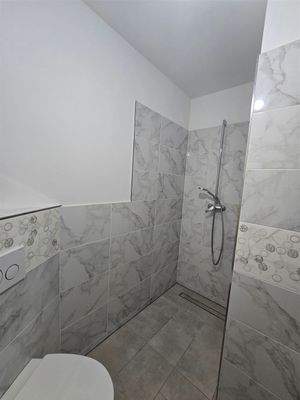 GästeWC mit Dusche EG