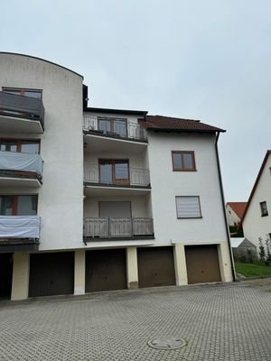 Balkon Mitte Wohnung.JPG