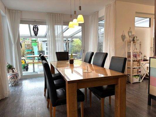 Wohn- & Essbereich
