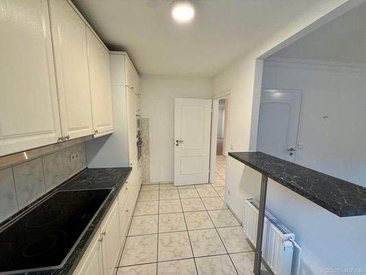 Küche und Esszimmer