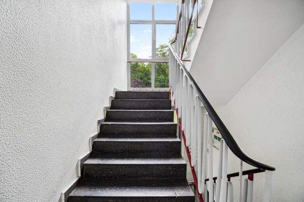 Treppenaufgang exemplarisch