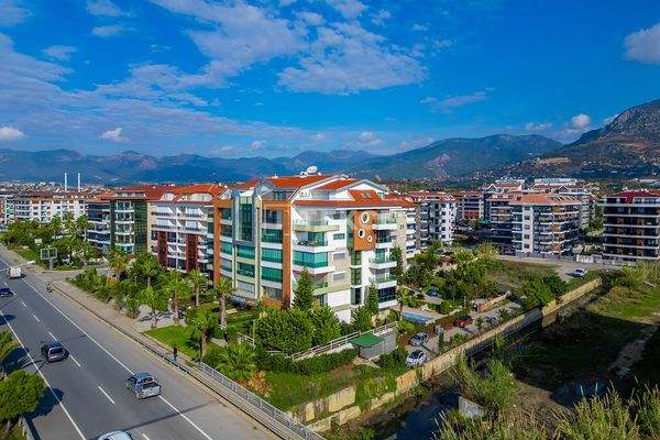 Furnished Duplex Seaside Apartment in Alanya