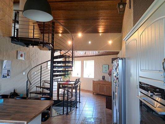 Wohnung Treppenhaus.jpg