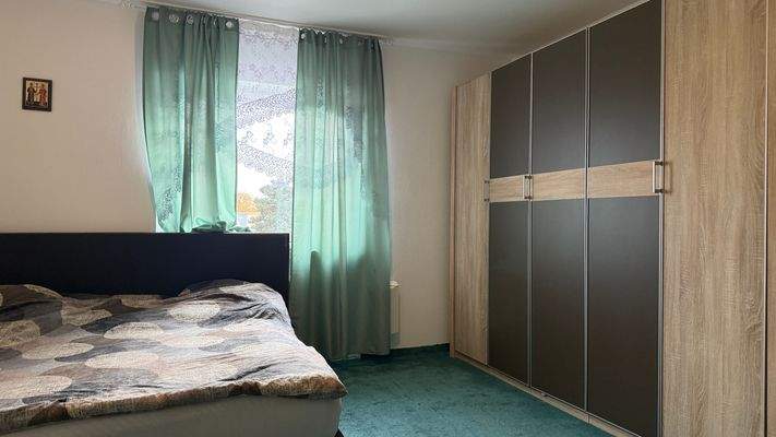 Schlafzimmer 1 Krümpelstr whg97.jpeg