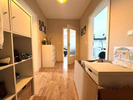 Wohnung im OG - Flur