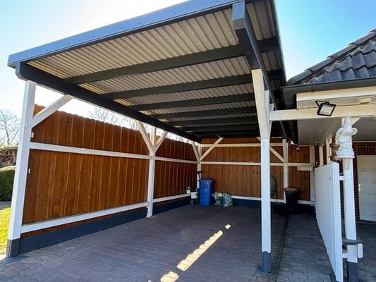 Hohes Wohnmobil Carport