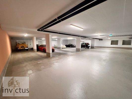 Bild Stellplatz + Garage